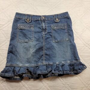 CATO blue jean skirt w/ ruffle bottom size 14 waist 34 length 19‎
